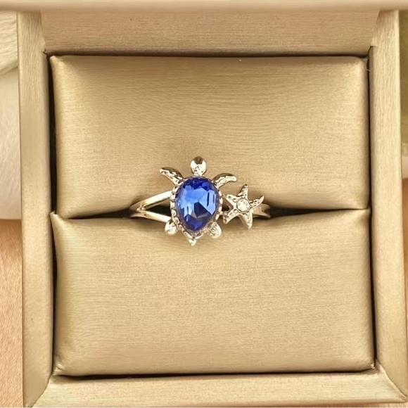 💖5 items for $25 Sale!💖 Beautiful Turtle Starfish Ring - Picture 2 of 6